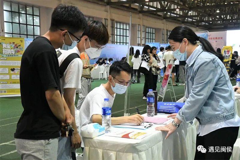 贛榆青口最新招聘動態(tài)及職業(yè)機會探討，贛榆青口最新招聘動態(tài)與職業(yè)機會解析