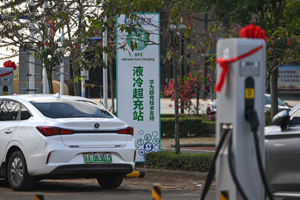 關(guān)于所謂的2024新澳門正版免費(fèi)資本車的真相揭露——警惕網(wǎng)絡(luò)賭博陷阱，警惕網(wǎng)絡(luò)賭博陷阱，揭露所謂澳門正版免費(fèi)資本車真相