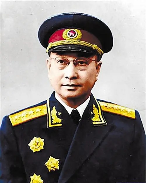 為什么只有第二野戰(zhàn)軍擁有政委？，第二野戰(zhàn)軍為何獨(dú)有政委？